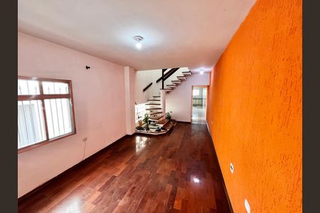 Sala de casa para alugar com 3 quartos, 155m² em Vila Santa Maria, São Paulo