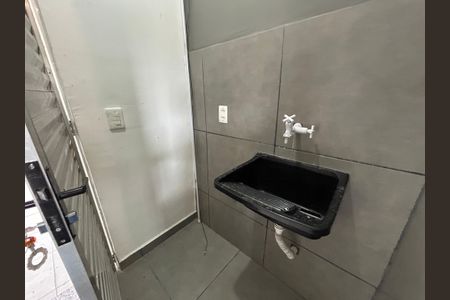 Casa para alugar com 42m², 1 quarto e sem vagaÁrea de Serviço