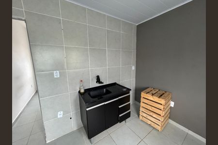 Sala/Cozinha de casa para alugar com 1 quarto, 24m² em Bento Ribeiro, Rio de Janeiro