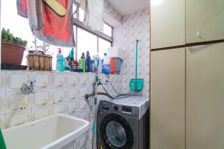 Apartamento à venda com 63m², 3 quartos e 1 vagaÁrea de Serviço