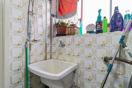 Apartamento à venda com 63m², 3 quartos e 1 vagaÁrea de Serviço