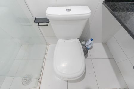 Banheiro de apartamento para alugar com 1 quarto, 29m² em Bela Vista, São Paulo