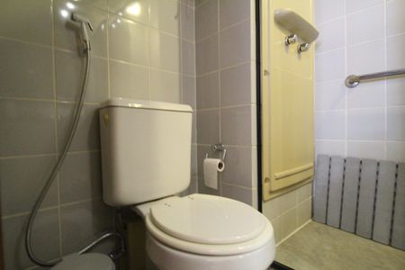 Apartamento para alugar com 74m², 2 quartos e 1 vagaBanheiro da suíte