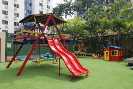 Apartamento para alugar com 74m², 2 quartos e 1 vagaÁrea comum - Playground