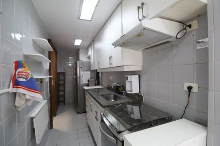 Apartamento para alugar com 74m², 2 quartos e 1 vagaCozinha