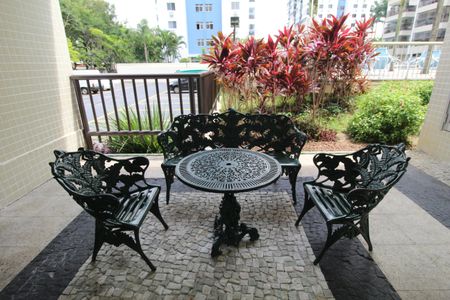 Apartamento para alugar com 74m², 2 quartos e 1 vagaÁrea comum