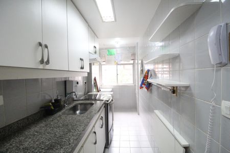 Apartamento para alugar com 74m², 2 quartos e 1 vagaCozinha