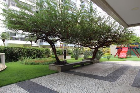 Apartamento para alugar com 74m², 2 quartos e 1 vagaÁrea comum