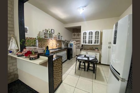 Casa à venda com 117m², 2 quartos e 1 vagaCozinha 