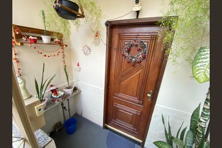 Casa à venda com 117m², 2 quartos e 1 vagaFrente 