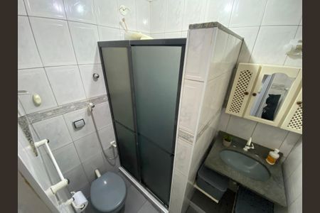 Casa à venda com 117m², 2 quartos e 1 vagaBanheiro