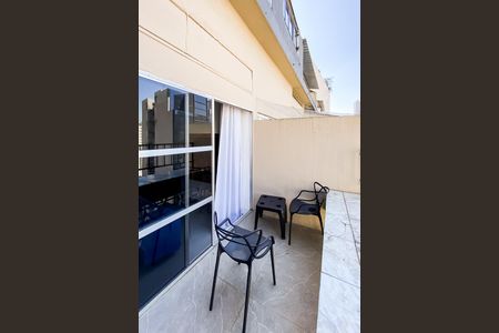 Studio para alugar com 30m², 1 quarto e sem vagaVaranda