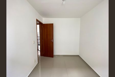 Apartamento à venda com 48m², 2 quartos e 1 vagaQuarto 2