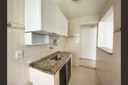 Apartamento à venda com 48m², 2 quartos e 1 vagaCozinha e Área de Serviço