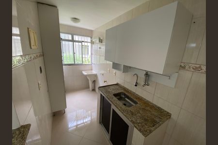 Apartamento à venda com 48m², 2 quartos e 1 vagaCozinha e Área de Serviço