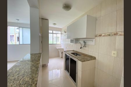 Apartamento à venda com 48m², 2 quartos e 1 vagaCozinha e Área de Serviço