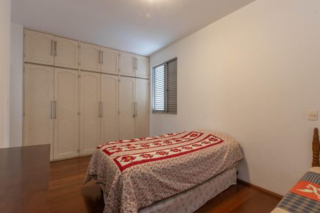 Apartamento para alugar com 488m², 5 quartos e 3 vagasQuarto