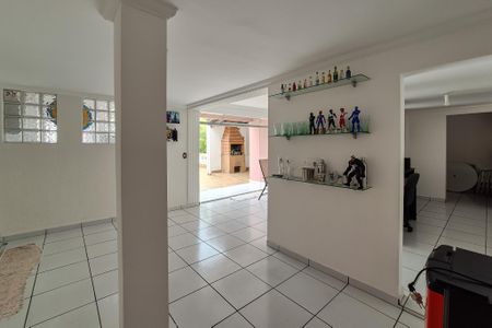 Casa à venda com 243m², 3 quartos e 4 vagasEdícula