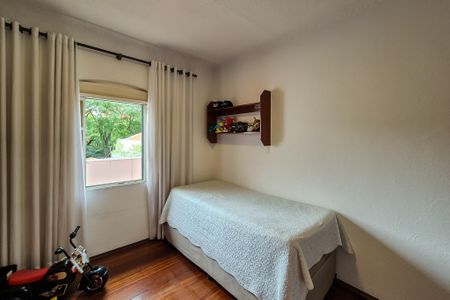 Casa à venda com 243m², 3 quartos e 4 vagasSuíte 2