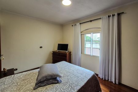 Casa à venda com 243m², 3 quartos e 4 vagasSuíte 1