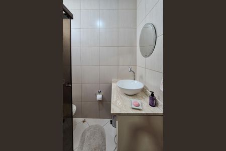 Casa à venda com 243m², 3 quartos e 4 vagasBanheiro da Suíte 3