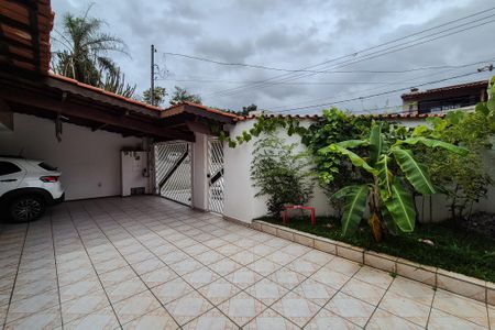 Casa à venda com 243m², 3 quartos e 4 vagasGaragem
