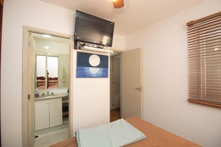 Apartamento à venda com 78m², 2 quartos e 2 vagasSuite 