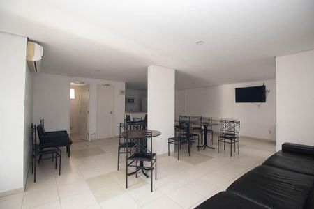 Apartamento à venda com 78m², 2 quartos e 2 vagasÁrea comum - Salão de festas