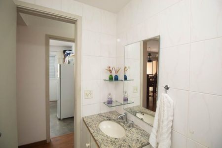 Apartamento à venda com 78m², 2 quartos e 2 vagasBanheiro 2