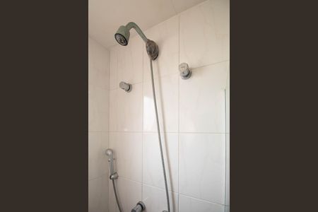 Apartamento à venda com 78m², 2 quartos e 2 vagasBanheiro da Suíte