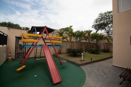 Apartamento à venda com 78m², 2 quartos e 2 vagasÁrea comum - Playground