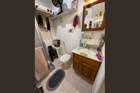 Banheiro de apartamento à venda com 1 quarto, 35m² em Botafogo, Rio de Janeiro