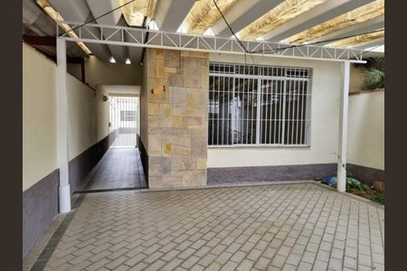 Casa à venda com 183m², 3 quartos e 2 vagas