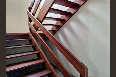 Casa à venda com 183m², 3 quartos e 2 vagas