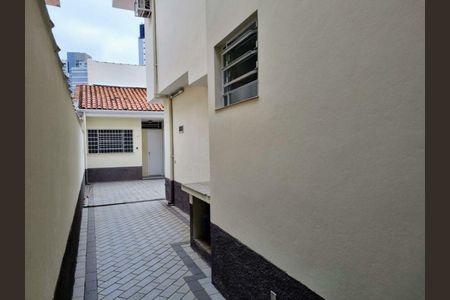 Casa à venda com 183m², 3 quartos e 2 vagas