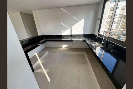 Apartamento à venda com 130m², 4 quartos e 3 vagas