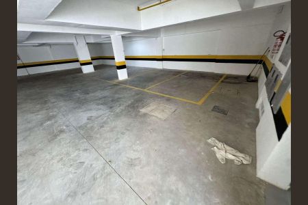 Apartamento à venda com 130m², 4 quartos e 3 vagas