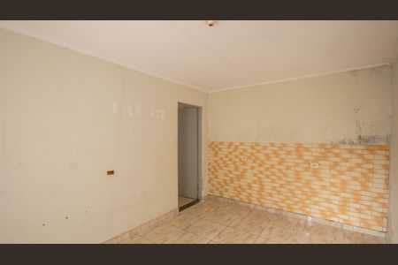 Sala de casa para alugar com 2 quartos, 75m² em Parque Vitoria, São Paulo