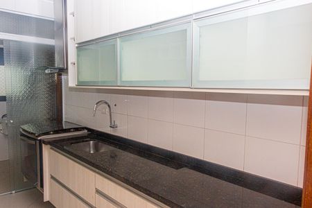 Apartamento para alugar com 74m², 3 quartos e 2 vagasCozinha e Área de Serviço