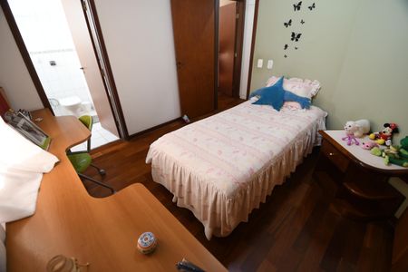 Casa à venda com 280m², 3 quartos e 4 vagasQuarto Suíte 2