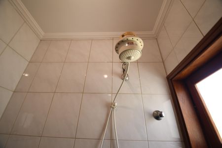 Casa à venda com 280m², 3 quartos e 4 vagasBanheiro de serviço