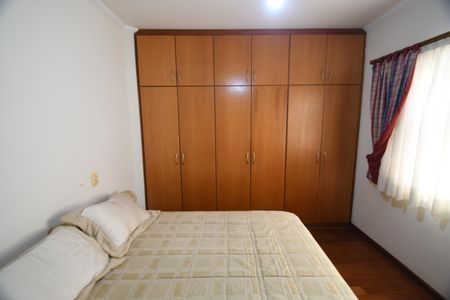 Casa à venda com 280m², 3 quartos e 4 vagasQuarto Suíte 1