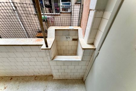 Apartamento à venda com 60m², 2 quartos e sem vaga Apartamento à venda com 60m², 2 quartos e sem vagaÁrea de Serviço