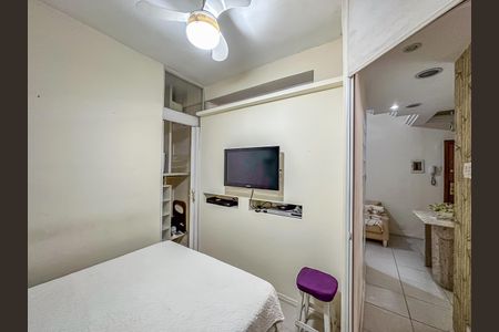 Apartamento à venda com 37m², 1 quarto e sem vagaSuíte
