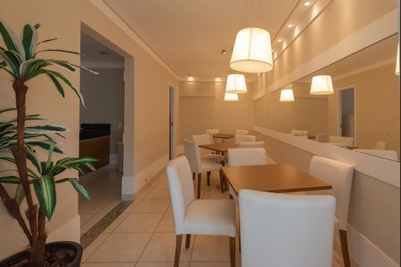 Apartamento para alugar com 116m², 3 quartos e 1 vaga Apartamento para alugar com 116m², 3 quartos e 1 vagaÁrea comum - Salão de festas