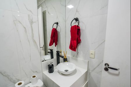 Apartamento à venda com 70m², 2 quartos e 1 vagaBanheiro Social