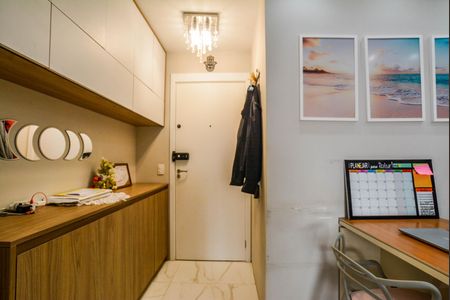 Apartamento à venda com 70m², 2 quartos e 1 vagaSala