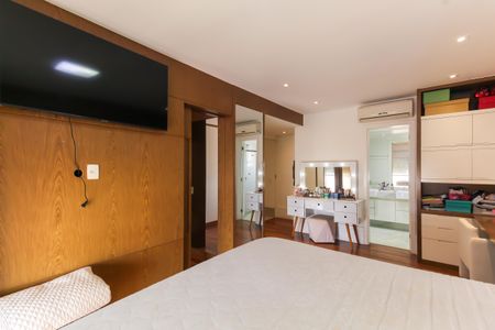 Apartamento à venda com 346m², 3 quartos e 5 vagasQuarto 1 - Suíte