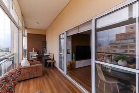 Apartamento à venda com 346m², 3 quartos e 5 vagasCobertura