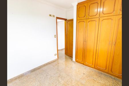 Apartamento para alugar com 70m², 2 quartos e 1 vagaQuarto